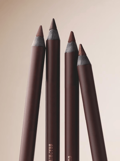 🎁Osta 1, saat 1 ilmaiseksi🔥-🌟24 tuntia kestävä eyeliner duo -teroitettava silmänympäryskynä💦