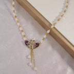 🦢 KÖP 2 FÅ 1 GRATIS! 💜 Romantiskt Halsband med Dubbla Svanhängslen – Delikat Design, Gnistrande Zirkonia & Perfekt Som Present För Nära Och Kära ✨