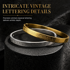 🌸 50% RABATT! ✨ 18K vakuumpläterad titaniumstålarmband – Strålande spegelliknande finish, intrikat graverad text & missfärgningsfritt premiumstål – Hypoallergen elegans för dagligt bruk 💛
